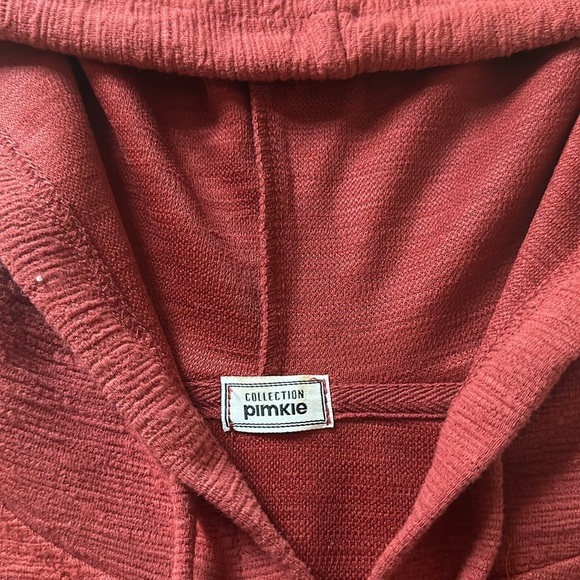 red hoodie - Picture 5 of 7
